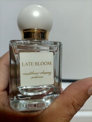 SIN ESTRENAR Perfume LATE BLOOM Matthew Chang