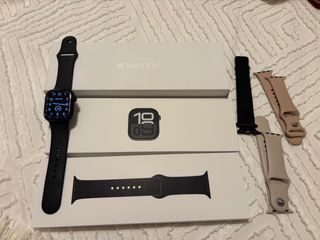 Apple Watch Series 10 42mm Negro en su caja