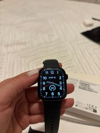 Apple Watch Series 10 42mm Negro en su caja