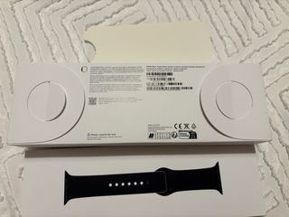 Apple Watch Series 10 42mm Negro en su caja