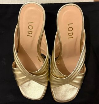 Sandalias Lodi Doradas Talla 38