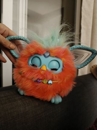 Furby Naranja y Azul.
Muy poco uso