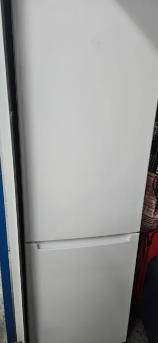 Nevera Balay 3KFE563WI