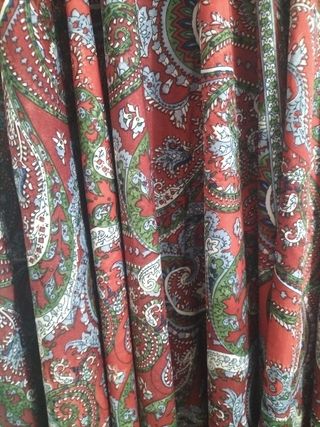 Falda larga estampada, Falda-pantalon de seda