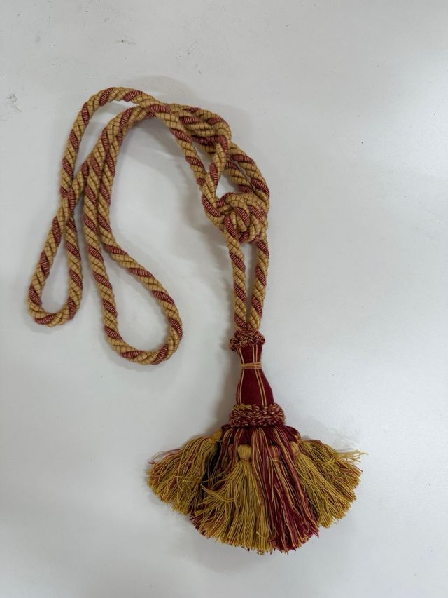 Passamaneria Embrasse raccogli tenda con nappa 2