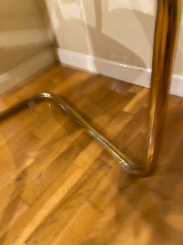 Silla Sklum Madera y Dorada