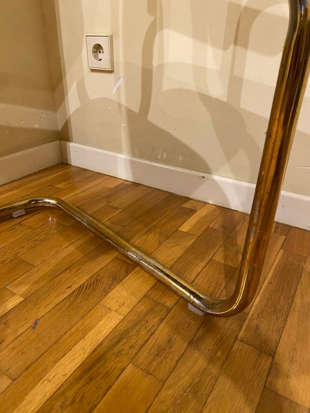 Silla Sklum Madera y Dorada