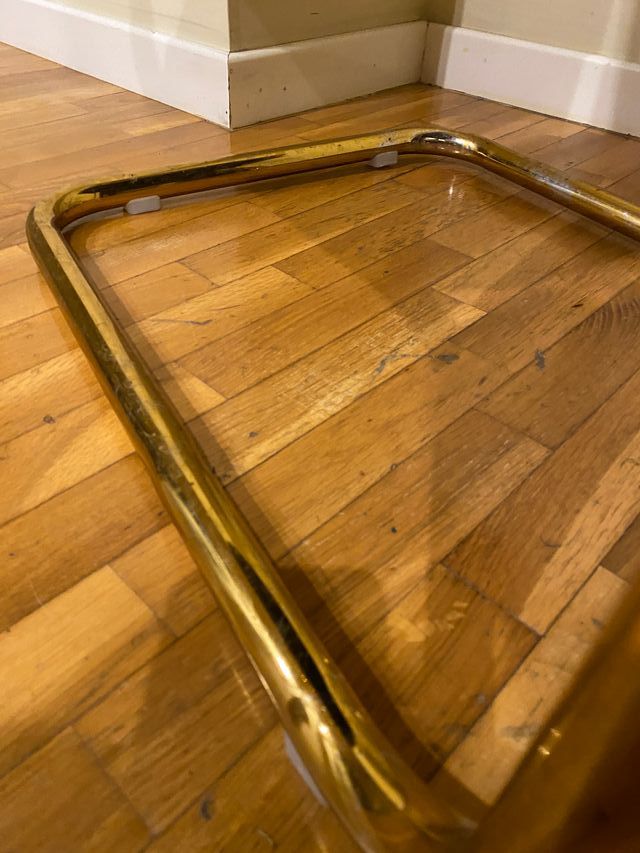 Silla Sklum Madera y Dorada