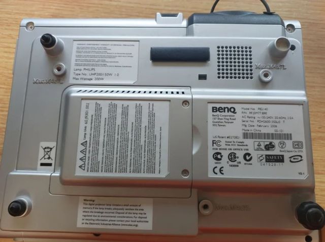 Proiettore BenQ PB2140