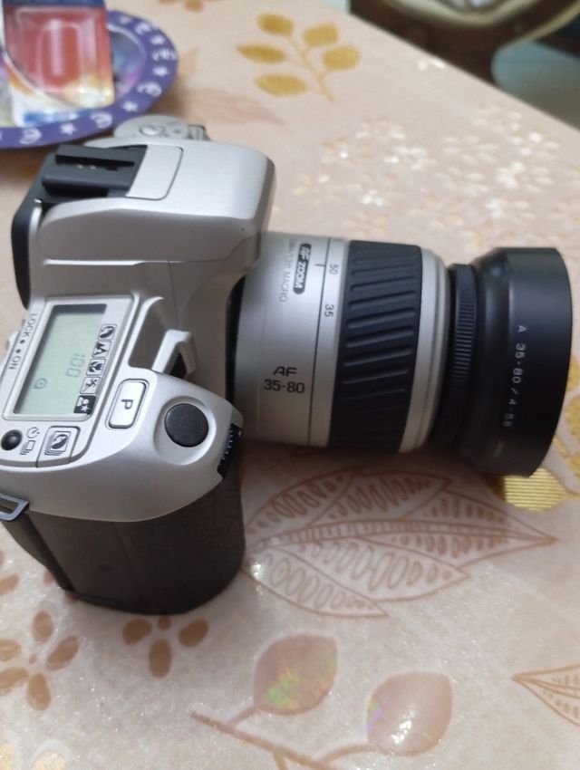 Macchina fotografica Minolta argento