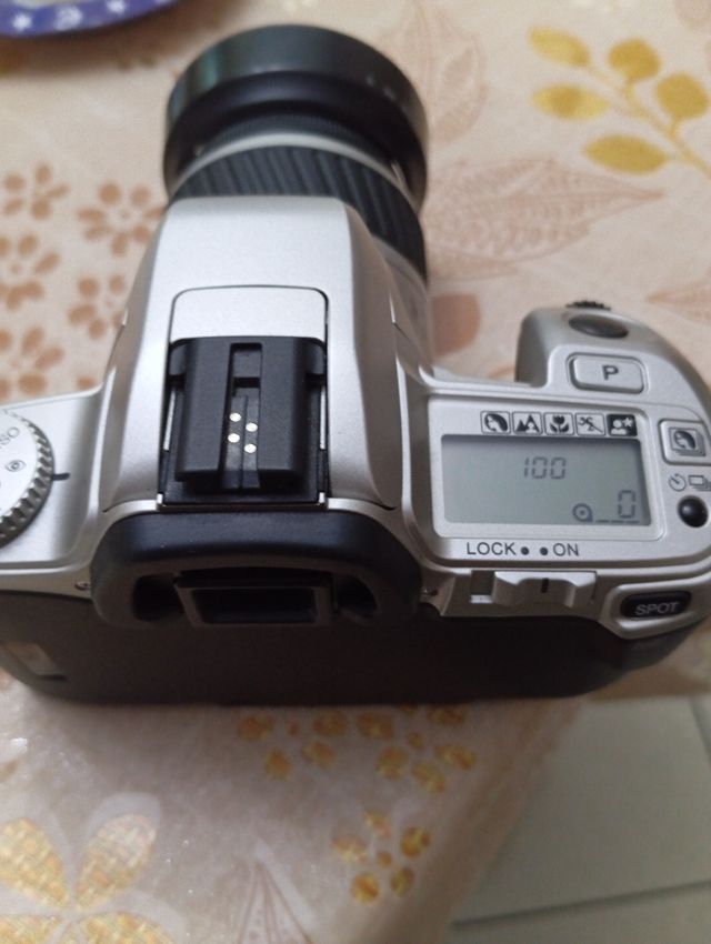 Macchina fotografica Minolta argento