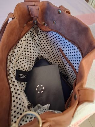 Bolso de mujer de ante