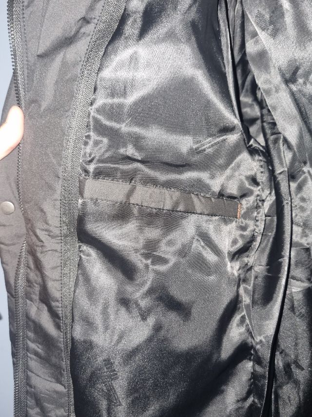 Chaquetón acolchado negro hombre
