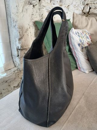 Bolso de piel vintage negro