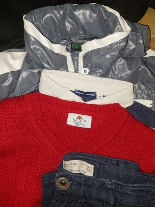 Lotto abbigliamento bambino 7-10 anni