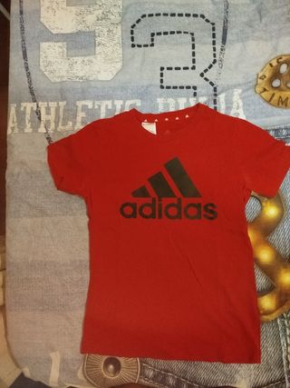 Camiseta Adidas Roja Logo Negro