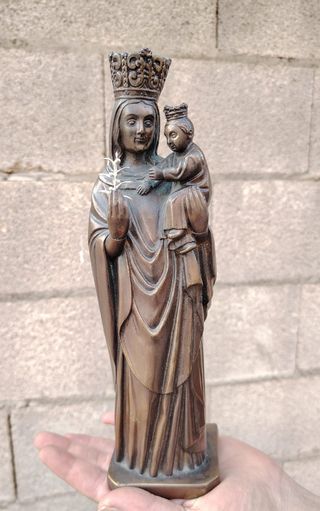 Virgen de la oliva metálica