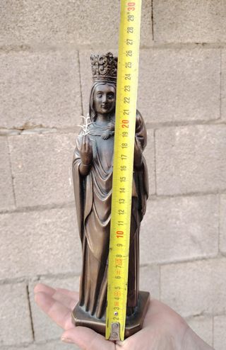 Virgen de la oliva metálica