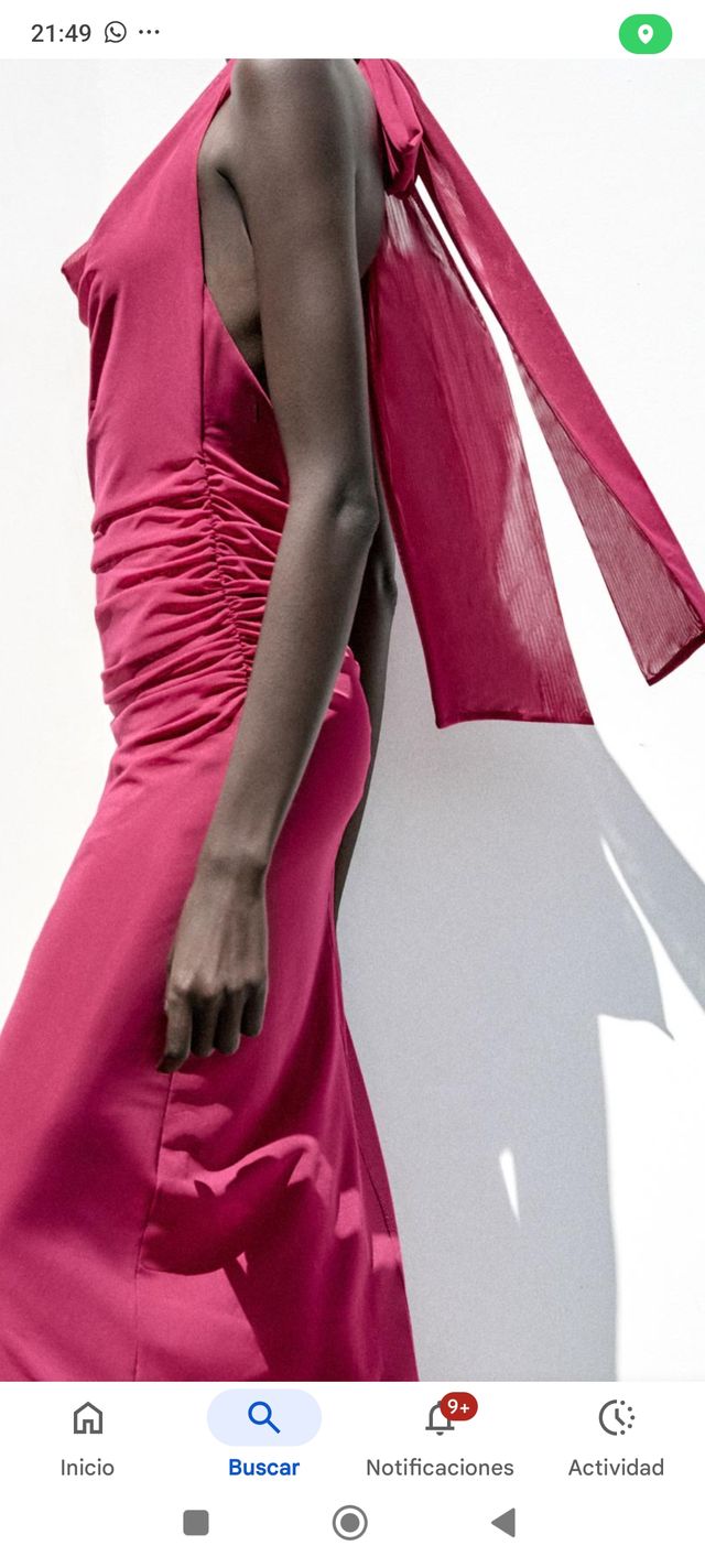 Vestido de tul fucsia espalda al aire