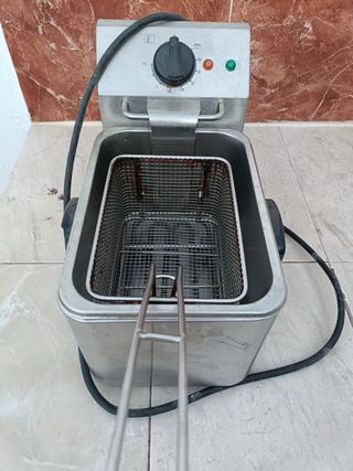 Freidora Eléctrica MCC HDF1104