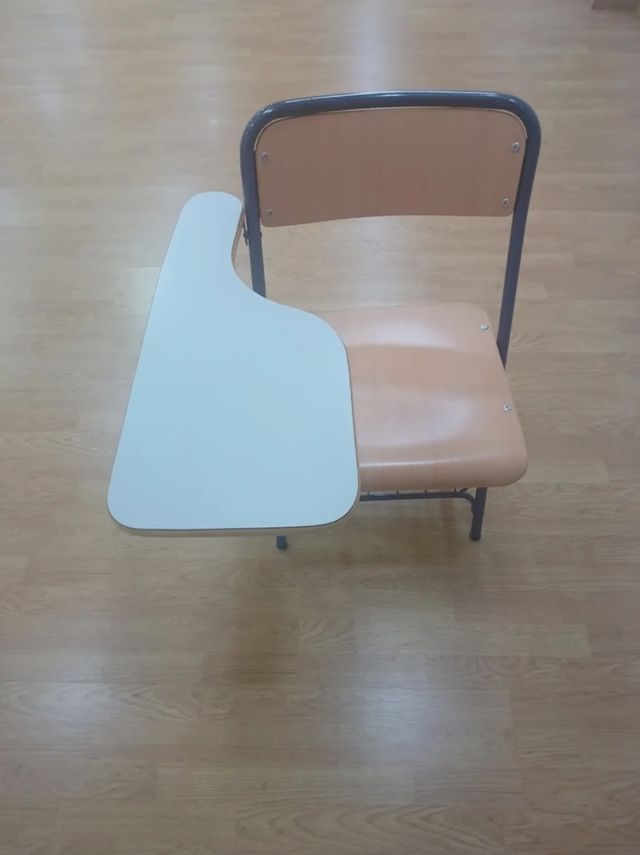 Noleggia sedie a pala in legno e metallo