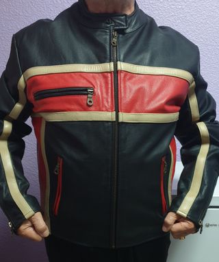 Cazadora de piel para moto