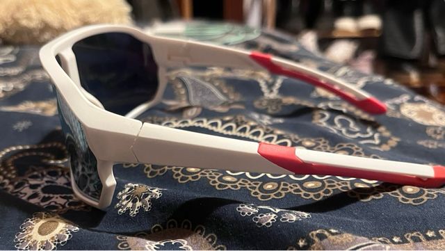 Gafas de sol deportivas multicolor