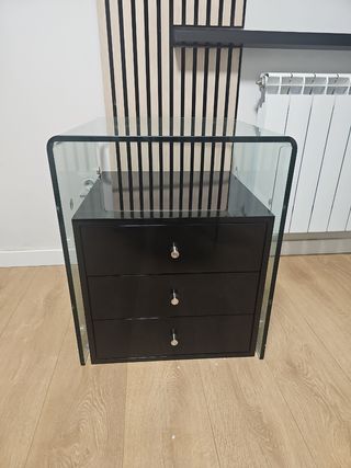 Mesa Auxiliar Negra con Cajonera y Cristal