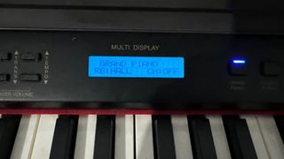 Piano digital Ringway TG8875