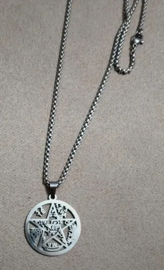 Amuleto Tetragrámaton acero