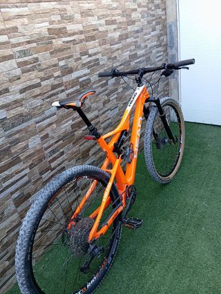 Bicicleta de Montaña Doble Suspensión