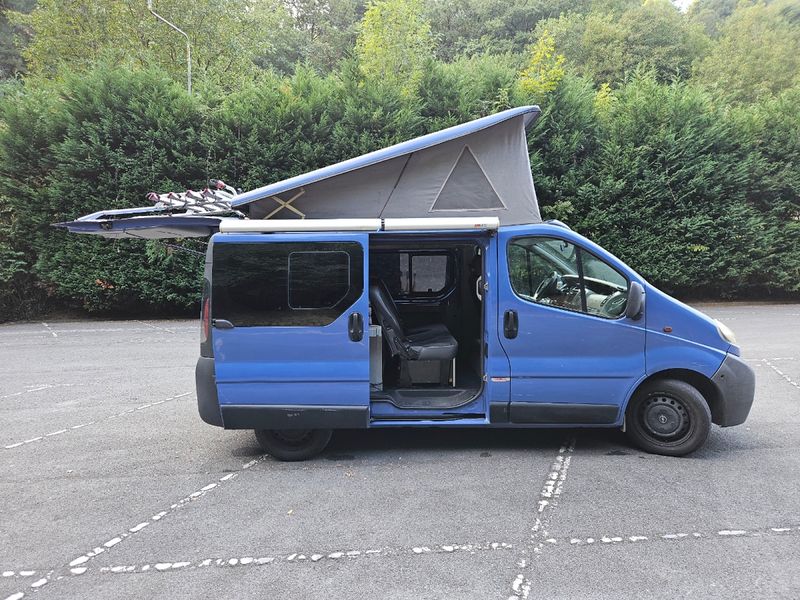 Opel Vivaro 2003, foto 2