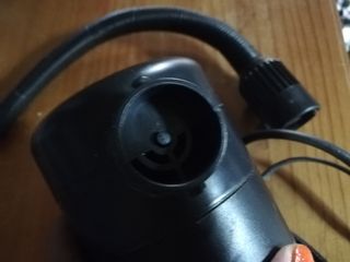 Pompa elettrica con controllo