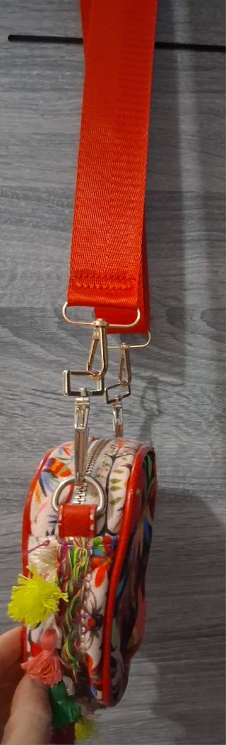 Bolsito Desigual Multicolor. Medida 15x15