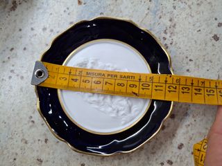 Porcellana Le Roy con cherubini