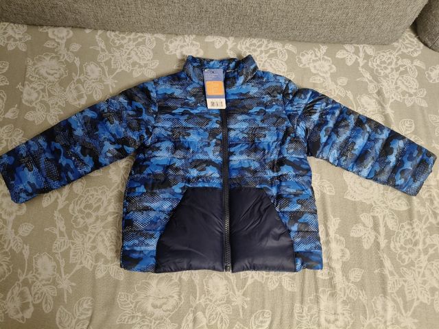 Abrigo infantil camuflaje azul 12-24 meses.