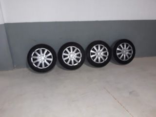 4 Neumáticos 195/60 R15 T con llantas