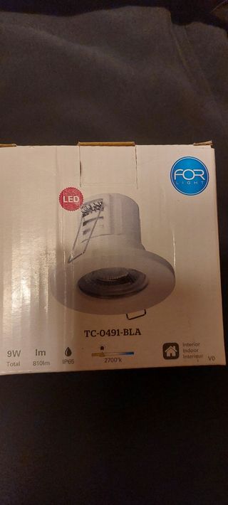 Foco LED Empotrable 9W 810lm 2700K IP65