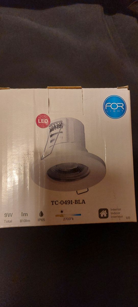 Foco LED Empotrable 9W 810lm 2700K IP65