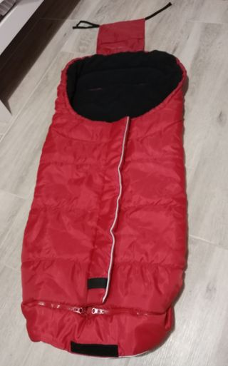 Saco para silla de bebé rojo