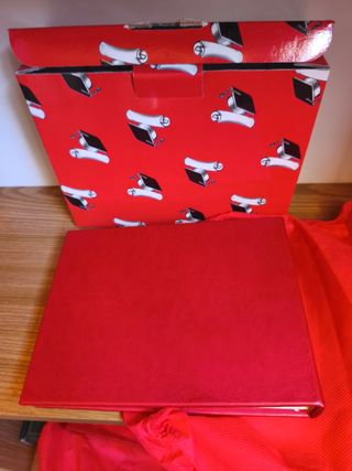 Album Laurea Rosso con placca in Argento