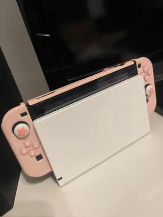 Nintendo Switch + Unravel Two