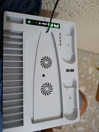 Soporte Carga y Refrigeración PS5 OVO