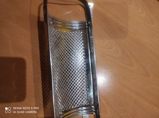 Grattugia grande in acciaio