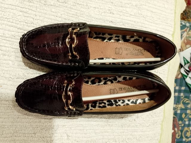 Zapatos de mujer talla 40
Venta en persona