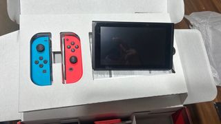 Nintendo Switch Roja y Azul