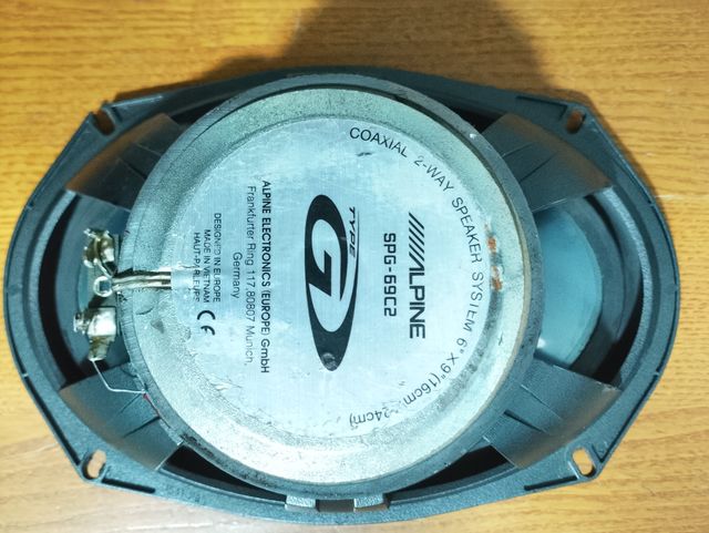 Subwoofer Alpine Negro para Coche