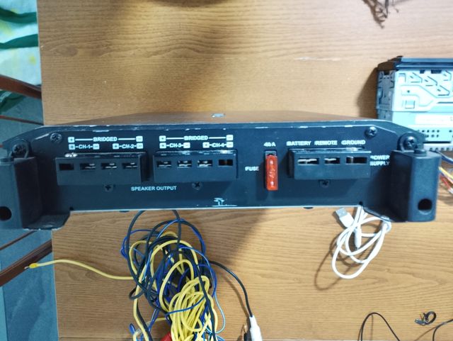 Subwoofer Alpine Negro para Coche