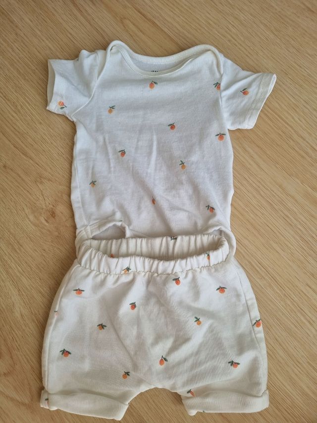 Pijama bebé estampado fruta