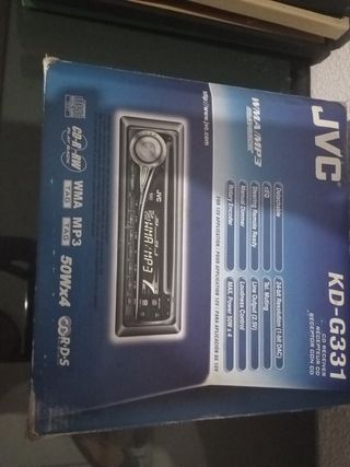 JVC KD-G331
CD receiver
Recepteur CD
Receptor CD